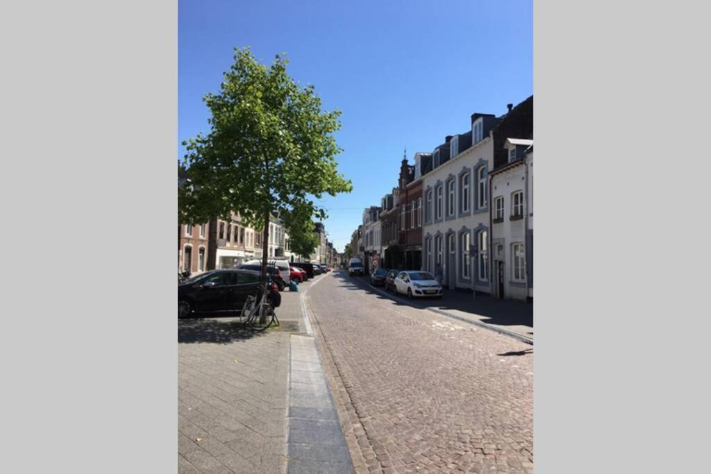 Stadsvilla Met Patio In Centrum Maastricht Exterior foto